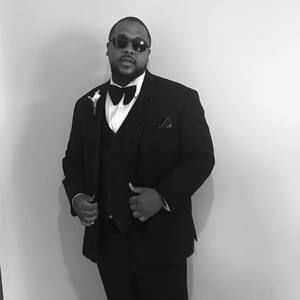 Meet your Posher, Derrick